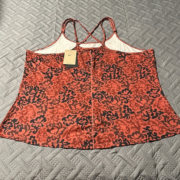 Nike Women’s Plus Size Dri-Fit Tank, NWT’s, Size 1X - Picture 6 of 7